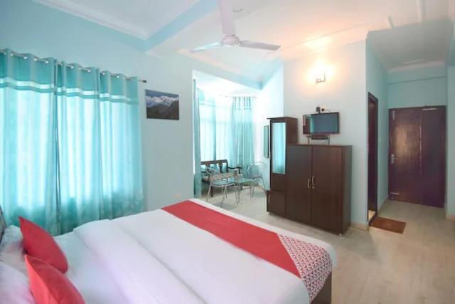 Hotel Manu Vinod Dharamshala Eksteriør bilde